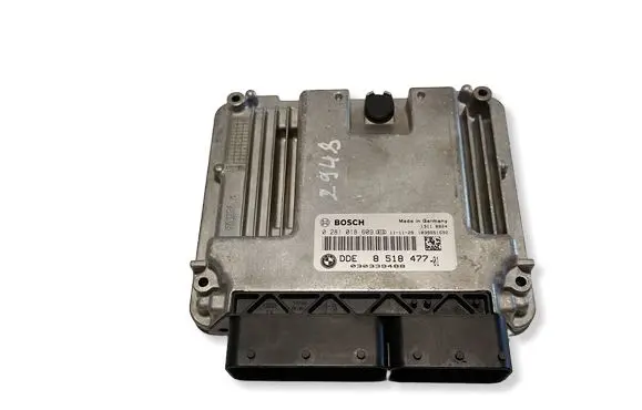 BMW 5 F10 F11 Engine control unit/module 8518477