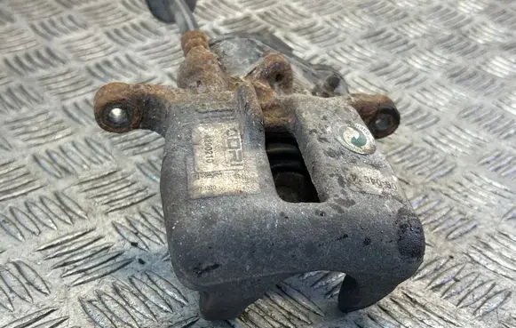 Rear brake caliper