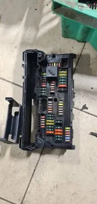 BMW 5 F10 F11 Fuse module 9252815 17033442 090914