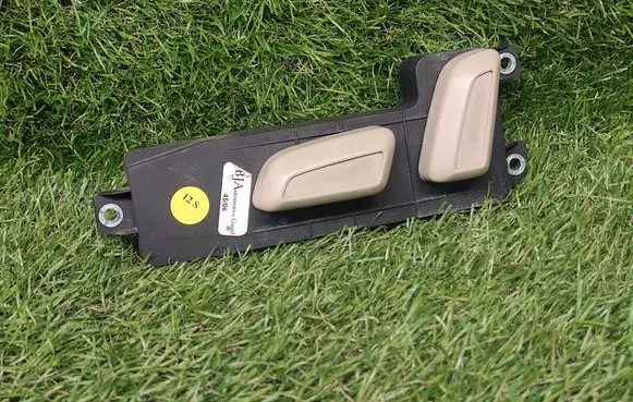 Audi Q7 4L Seat control switch 4L0959747A