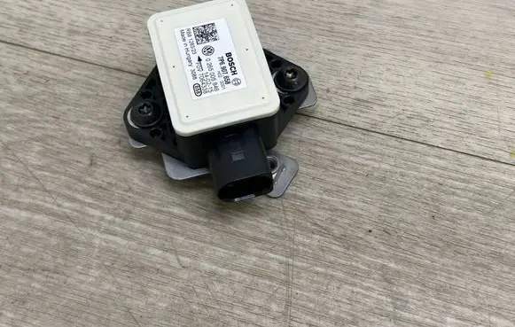 Volkswagen Touareg II ESP acceleration yaw rate sensor 7P6907658