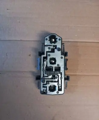 Audi A6 S6 C5 4B Tail light bulb cover holder B5831bl
