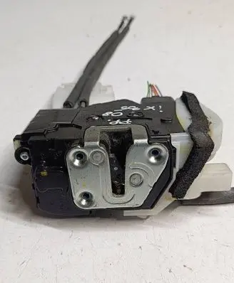 Front door lock