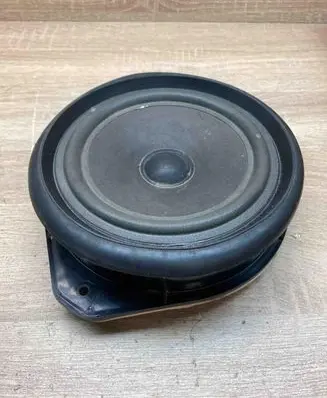 Audi A4 S4 B6 8E 8H Rear door speaker 8E0035411