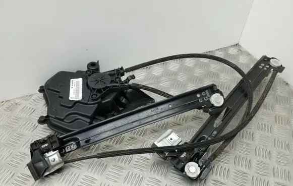 Seat Ibiza IV (6J,6P) Front door electric window regulator 6J3837401G