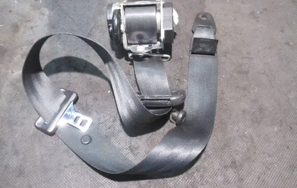 Ford Mondeo MK IV Front seatbelt 9G9N61294BAW
