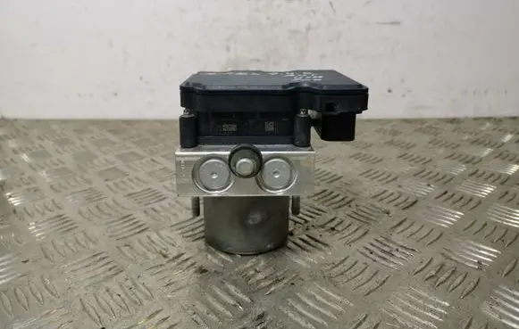 Jeep Cherokee ABS Pump 2265106527 P68268292AC