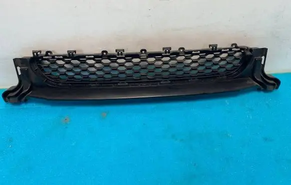 Jaguar XF X260 Front bumper lower grill GX6317H750A T2H4014 GX63-17H750-A