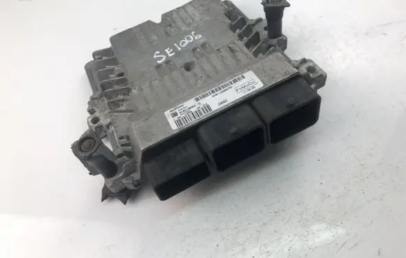 Ford C-MAX II Engine control unit/module AV6112A650PE
