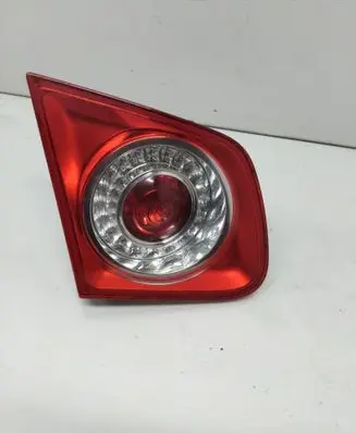 Volkswagen Jetta V Tailgate rear/tail lights 1K5945093