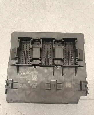 Volkswagen Tiguan Comfort/convenience module 5K0937086M BCMPQ35 5WK50403A