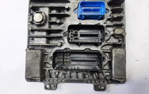 Opel Insignia B Engine control unit/module 55503335