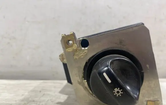 Mercedes-Benz A W168 Light switch 1685450604 501735