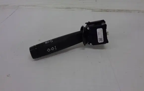 Opel Astra J Indicator stalk 95220563