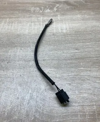 BMW 1 E81 E87 Plug wire 1718555