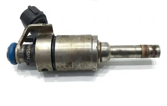 Nissan Qashqai Fuel injectors set 0261500210