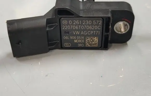 Audi A4 S4 B9 8W Air pressure sensor 06L906051K