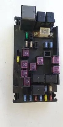 Subaru B9 Tribeca Fuse module