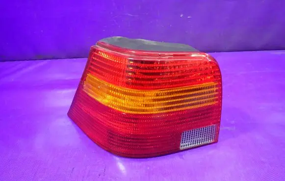 Volkswagen Golf IV Rear/tail lights 09211520