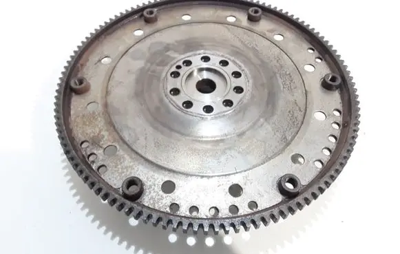 Audi A8 S8 D4 4H Flywheel 06E105