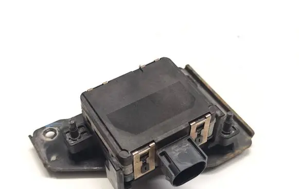 Hyundai Kona I Distronic sensor radar 99110K4100 SK07100424DBK K499110100