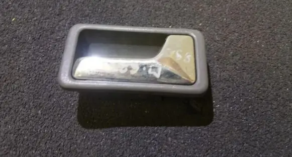 Mazda 626 Rear door interior handle