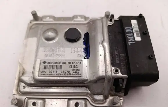 KIA Venga Engine control unit/module 391182B070 9001090010KL 391012B330