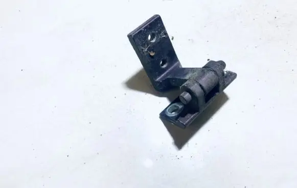 Audi A6 S6 C4 4A Rear door lower hinge 4a0833401