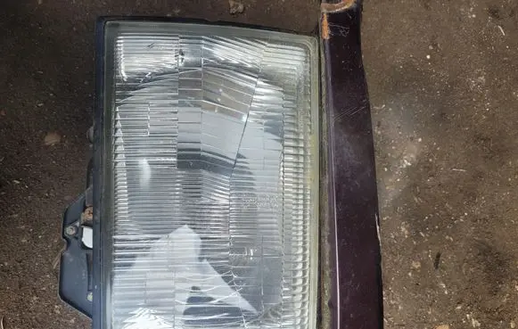 Opel Monterey Headlight/headlamp