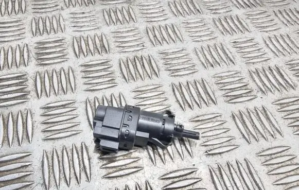 Clutch pedal sensor
