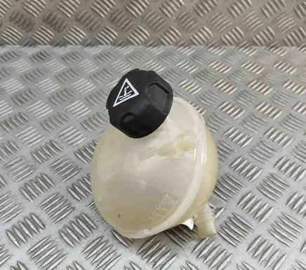 Coolant expansion tank/reservoir