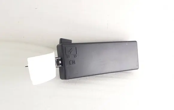 Maserati Levante Fuse box cover 7271381830