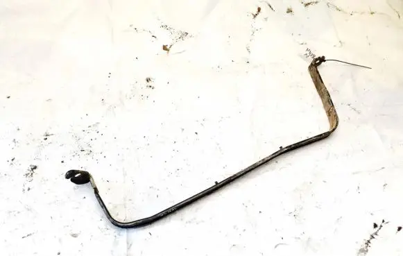 Fuel tank mounting bracket