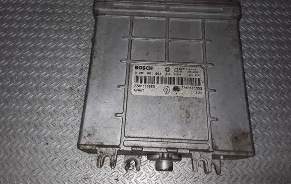 Renault Megane I Engine control unit/module 0281001969 7700113863