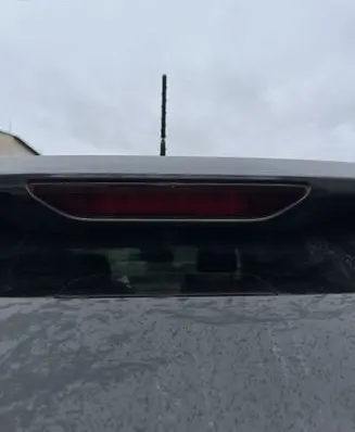 Jeep Grand Cherokee Third/center stoplight