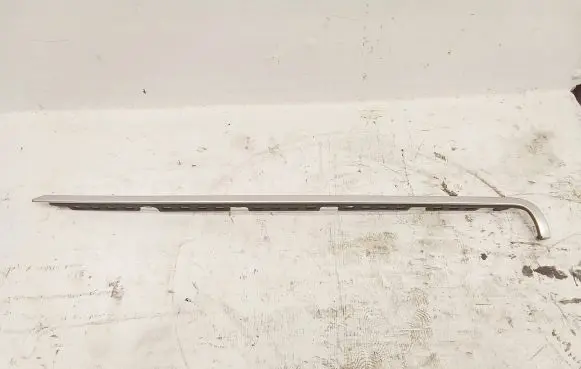 Mercedes-Benz E W238 Front door glass trim molding A2386908401