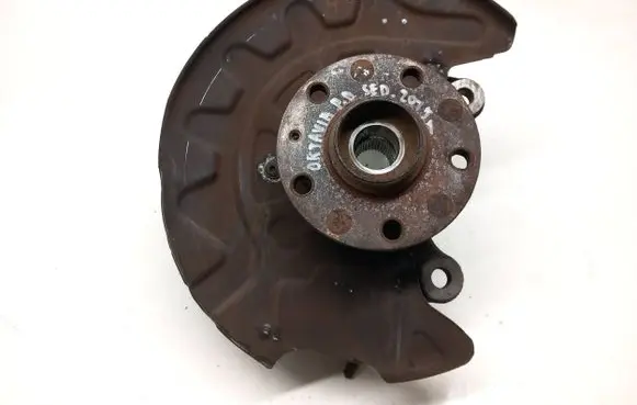 Skoda Octavia Mk3 (5E) Front wheel hub