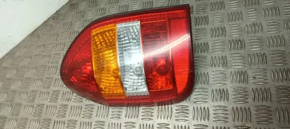 Opel Zafira A Rear/tail lights 1TA114B
