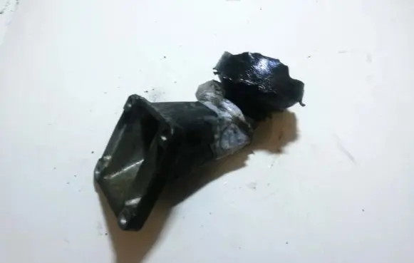 Mercedes-Benz C W202 Engine mounting bracket 6042230104