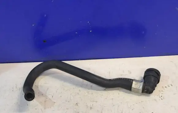 Volvo XC90 Engine coolant pipe/hose 30666112