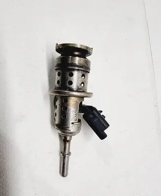 Peugeot 5008 II AdBlue injector 9801187080