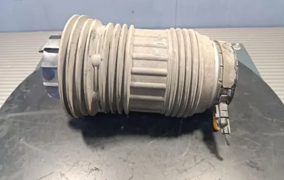 Porsche Panamera (970) Air suspension bag 97033353316