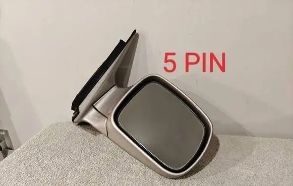 Hyundai Terracan Front door electric wing mirror 