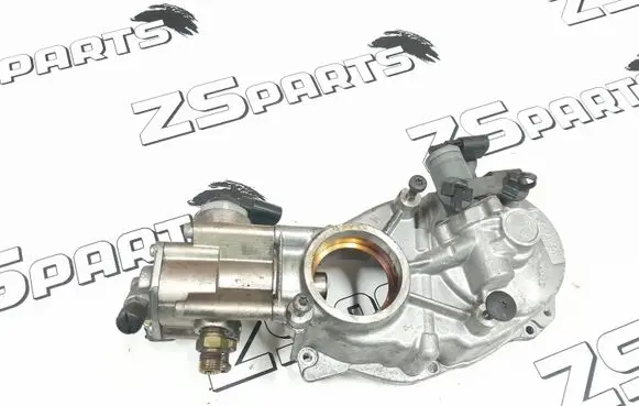 Audi A4 S4 B7 8E 8H Fuel injection high pressure pump 06F127025F