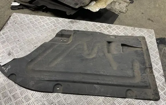 BMW 1 E82 E88 Side bottom protection 7059388