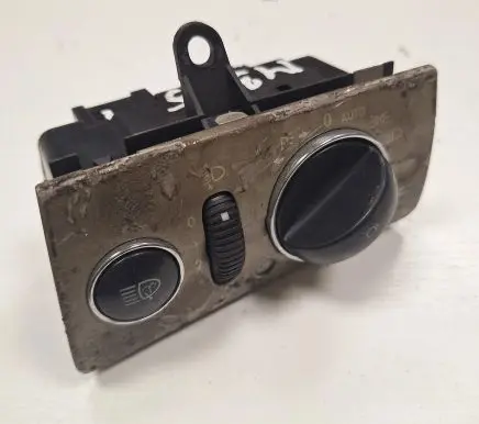 Mercedes-Benz E W211 Light switch 2115450504 04056063