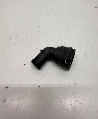 Audi Q3 F3 Engine coolant pipe/hose 5Q0122291