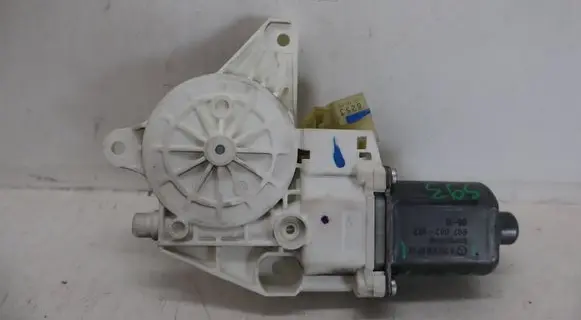 Mercedes-Benz ML W164 Front door window regulator motor A2518200742