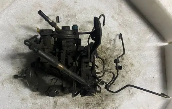 Renault Laguna I Fuel injection high pressure pump 7700102209 0460494443