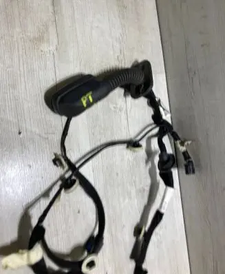 Dacia Sandero III Rear door wiring loom 241268485R